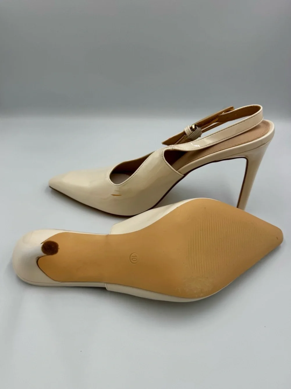 Nude Patent Leather Pointed Toe Slingback Stilettos Size 10 - Good Condition